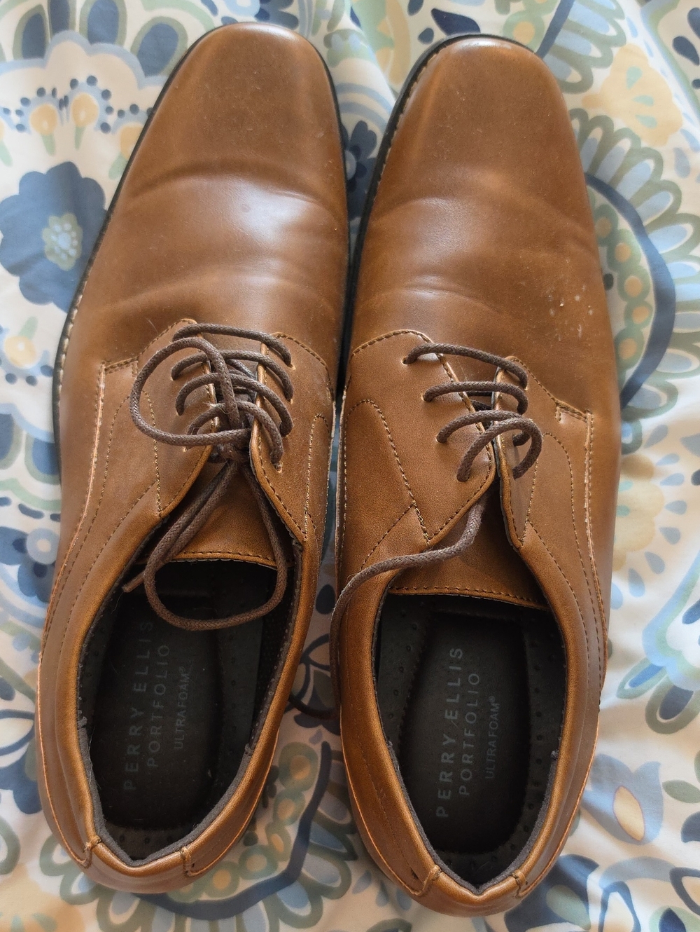 Perry Ellis Brown Leather Lace-Up Oxfords